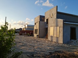 RJ’s Courts Before